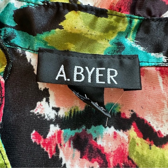 1203 A. Byer Green and Blue Ruffled Cap Sleeve Blouse - Picture 2 of 10